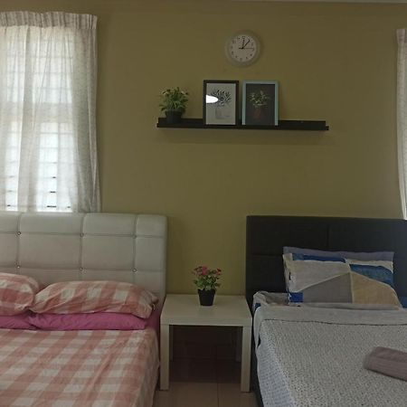 Zulanie Family Studio At D'Perdana Apartment, Spacious And Cozy With Pool, Free Wifi & Netflix Kota Bharu Extérieur photo